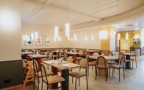 AZIMUT Hotel Cologne